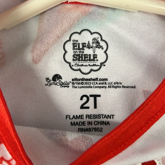 The elf on the shelf nightgown, size 2T - Picture 7 of 9